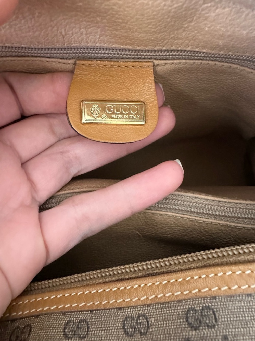 Gucci GG Monogram Leather Boston Bag - Picture 8 of 14